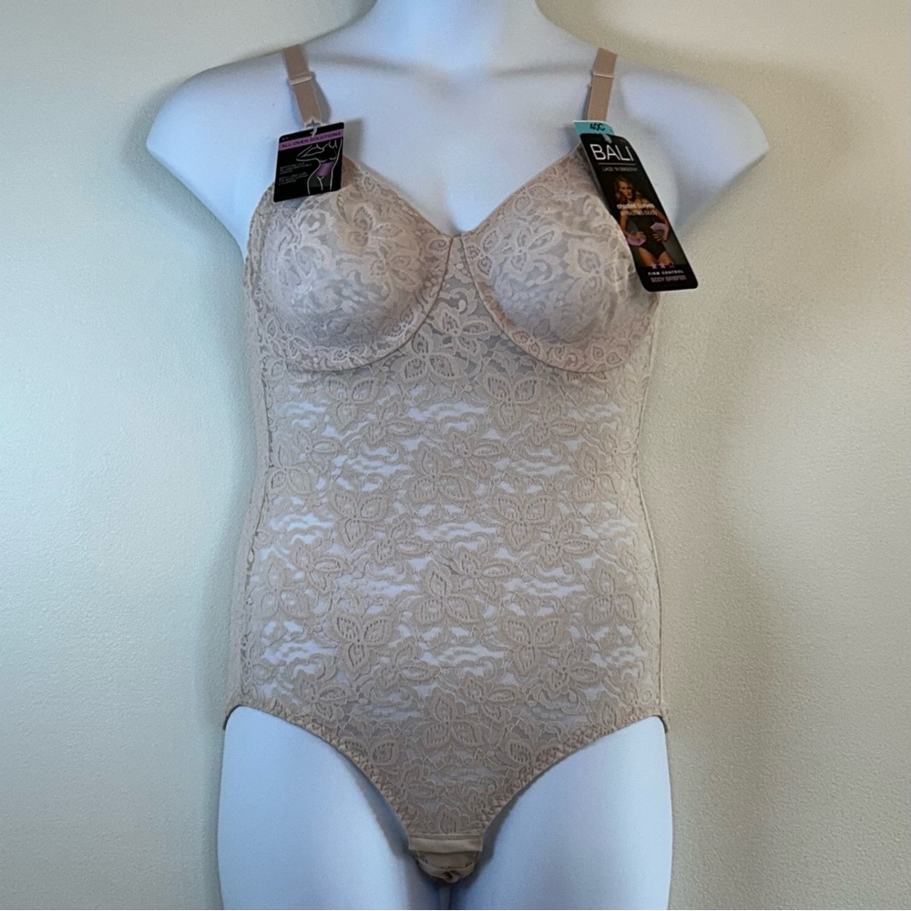 Bali Women’s 40C New With Tags Rosewood Lace 'N Smooth Body Shaper - Picture 2 of 11